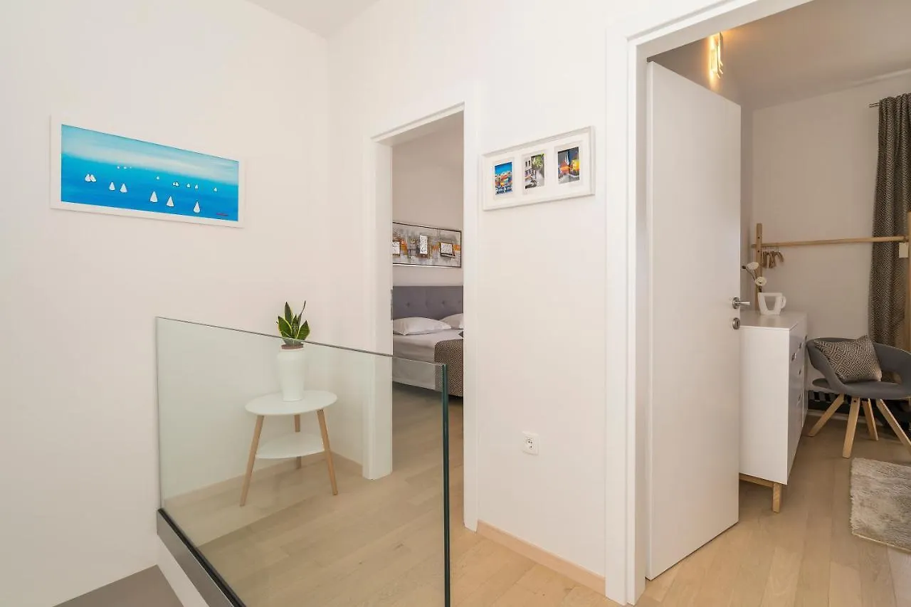 Villa Holiday Home Meri Trogir Croatia